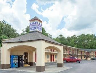 Knights Inn Point South Йемасси Экстерьер фото