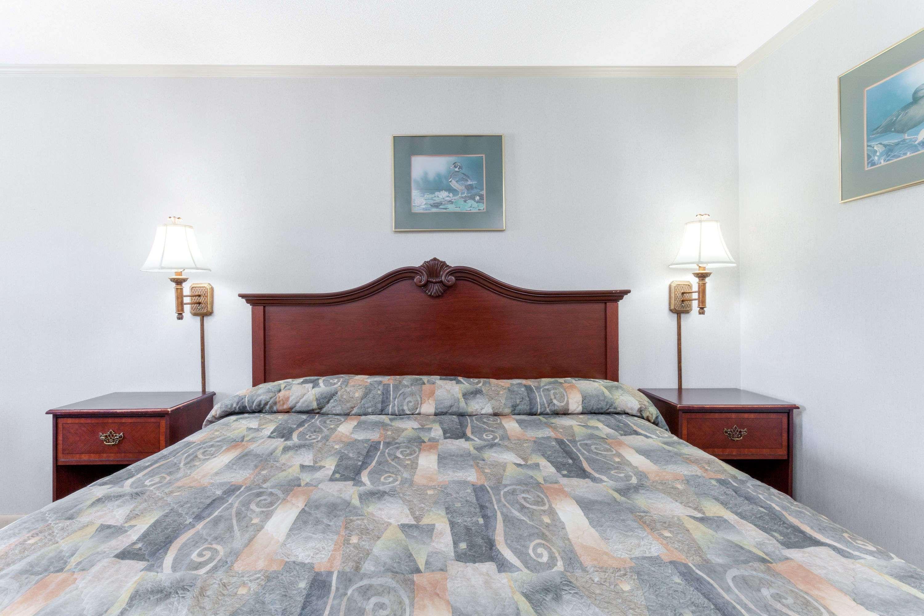 Knights Inn Point South Йемасси Экстерьер фото