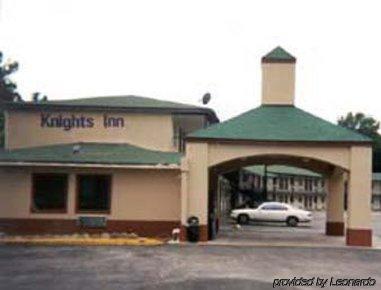 Knights Inn Point South Йемасси Экстерьер фото